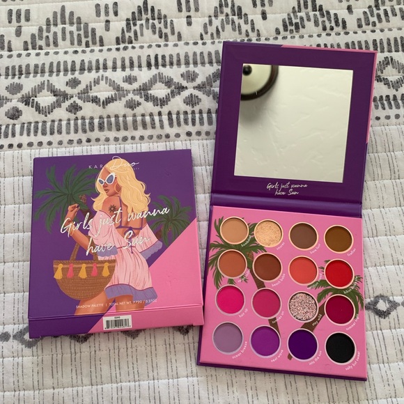 Other - Girls just wanna have Sun! Eyeshadow Palette